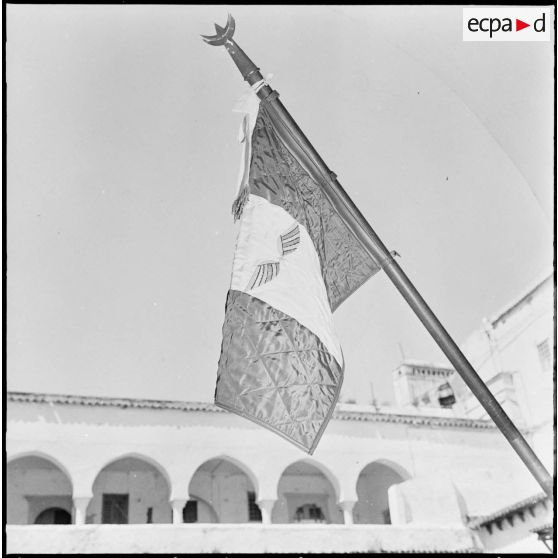 Algérie. Fanion du général Challe.