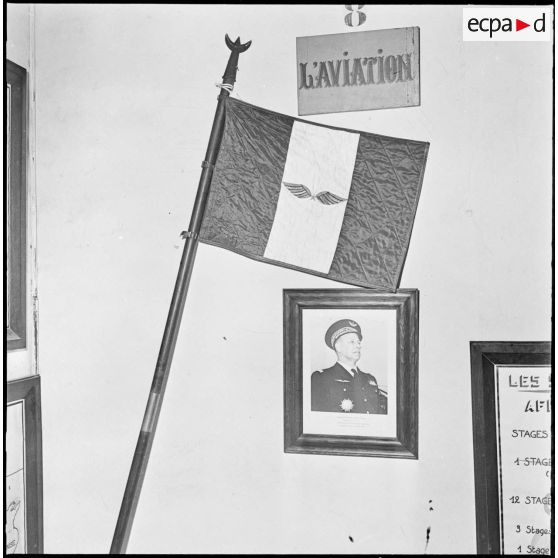 Algérie. Fanion du général Challe.