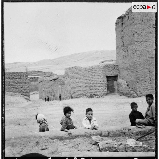 Brezina. Des enfants.