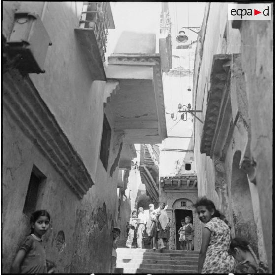 Dans les rues de la casbah d'Alger.