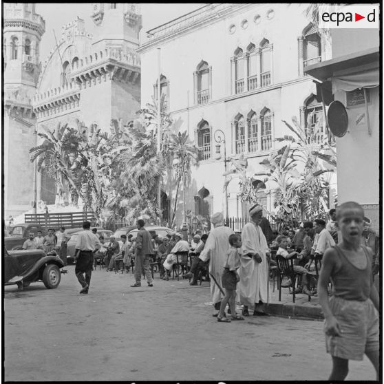 Dans les rues de la casbah d'Alger.