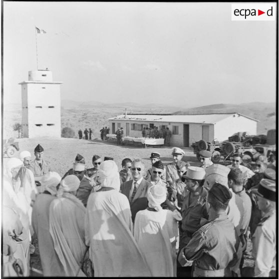 Région d'Alger. Visite de Pierre Messmer.