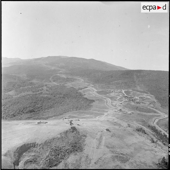 Barrage électrifié de la frontière algero-tunisienne.