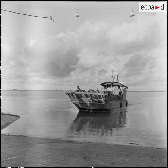 Rapatriement à Hanoï de prisonniers de guerre libérés par le Vietminh à Vietri.