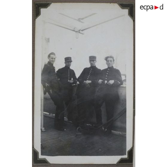 En mer pour l'Indochine. [légende d'origine]