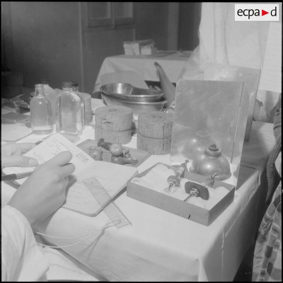 Maison Carrée. Matériel médical pour la vaccination du BCG.