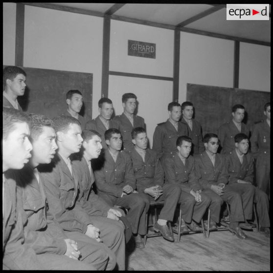 Chorale d'un centre de formation de la jeunesse algérienne (CFJA).