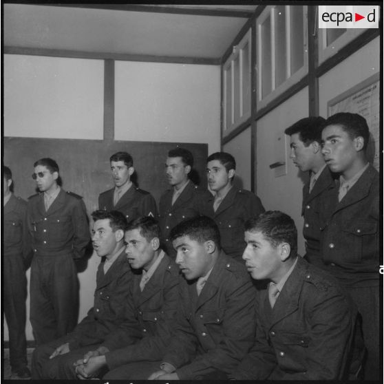 Chorale d'un centre de formation de la jeunesse algérienne (CFJA).