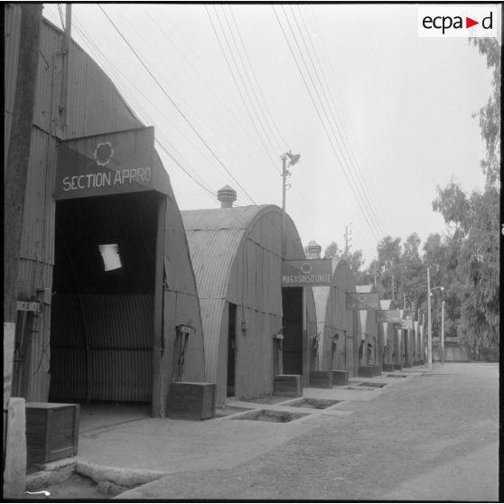 Rouïba. Etablissement régional du matériel (ERM). Différents magasins.