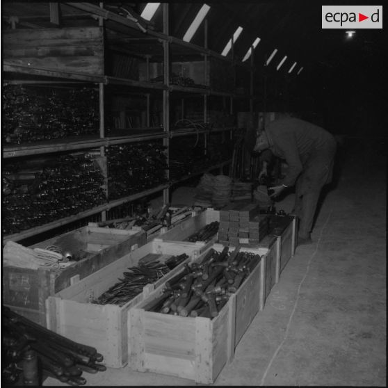 Rouïba. Etablissement régional du matériel (ERM). Différents magasins.