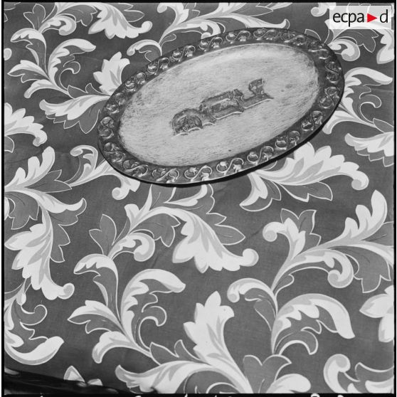 Constantine. Plat rituel du sabbat en cuivre ciselé.