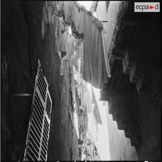 Quartier israélite de Constantine [Légende d'origine].