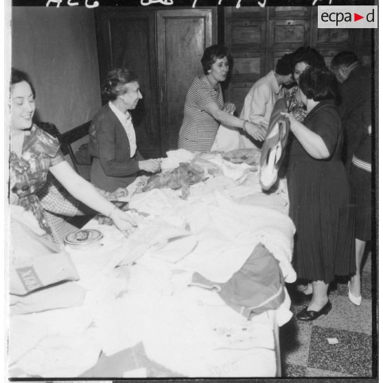 Constantine. Une fête à la synagogue.