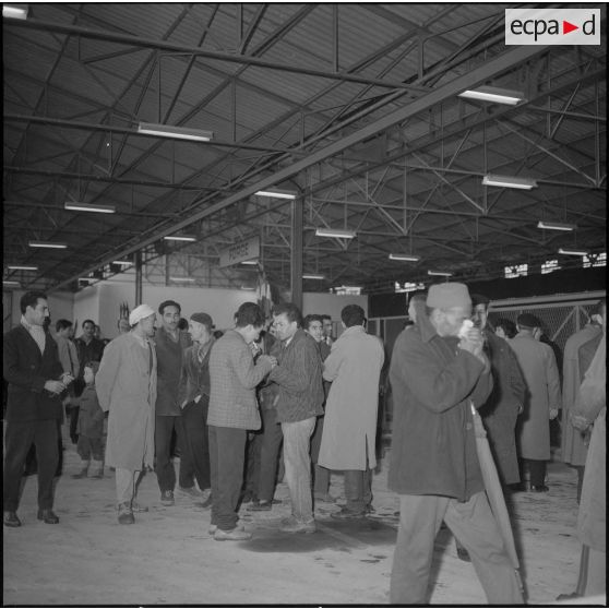 Maison Carrée. Etablissements régionaux du matériel (ERM) d'Alger. Visite des installations.