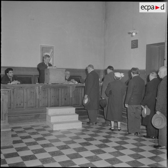 Constantine. Référendum sur l'autodétermination. Bureau de vote.