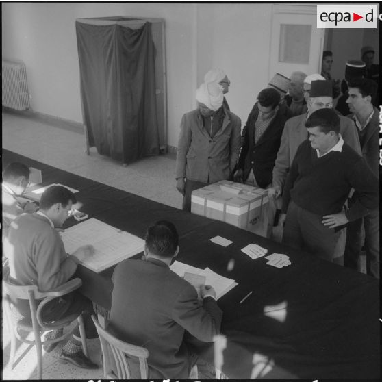 Lamoriciere. Référendum sur l'autodétermination. Bureau de vote.