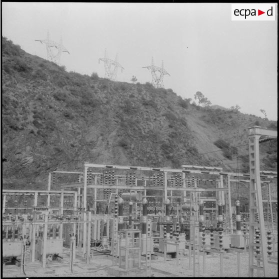 Usine hydroélectrique de Darguinah. Les transformateurs.