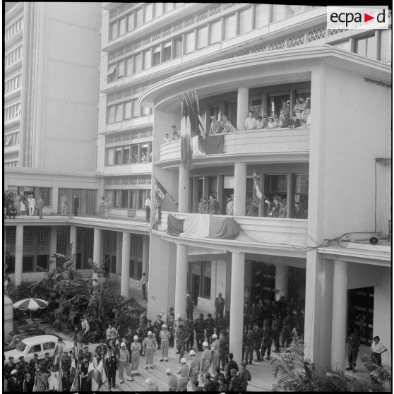 Manifestation au forum d’Alger. [Description en cours]