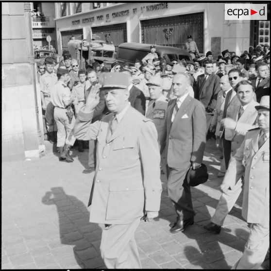 Le général de Gaulle à Bône. [Description en cours]