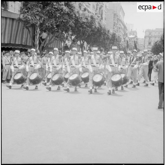 Le général de Gaulle à Oran. [Description en cours]