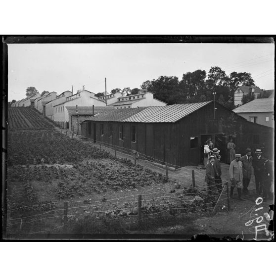 Saint-Etienne-du-Rouvray. Vue générale des usines Lorraines de Saint-Etienne du Rouvray. [légende d'origine]