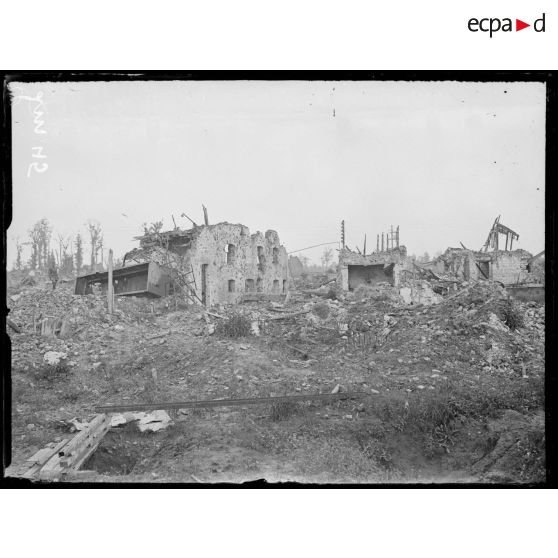 Beaurains, Pas-de-Calais, ruines. [légende d'origine]