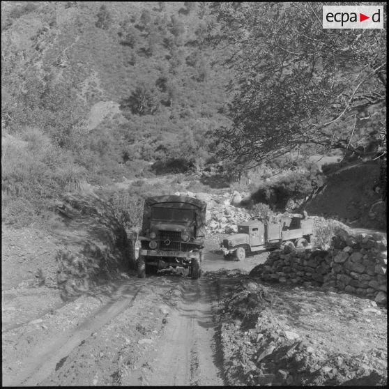 Secteur d'Agmoune. 5e compagnie du 57e régiment d'infanterie (RI). Convoi.