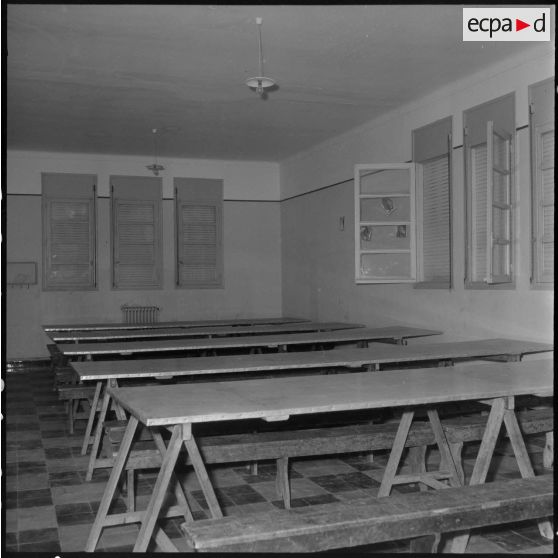 Sidi Ferruch. Colonie de vacances pour les orphelins des anciens prisonniers de guerre. Réfectoire.