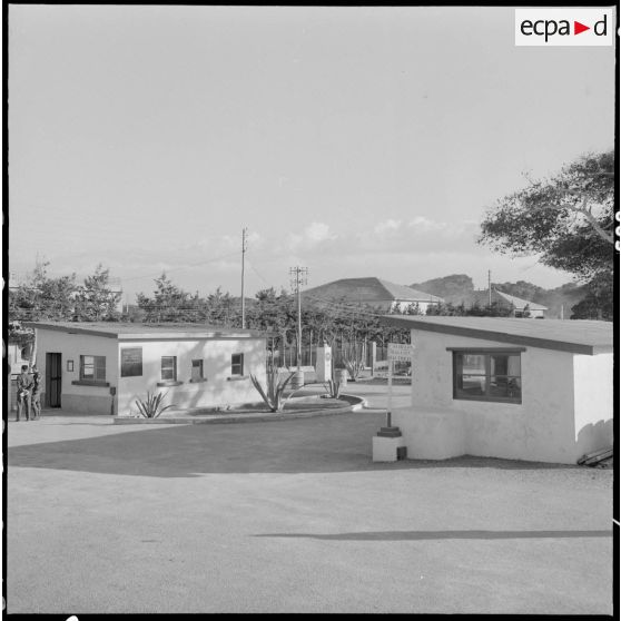 Sidi Ferruch. Bâtiments du garage.