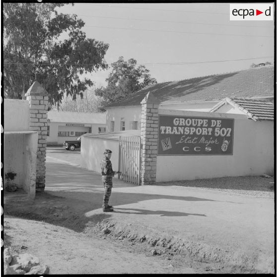 L'entrée du groupe de transport 507. Etat major CCS (compagnie de commandement et de soutien).