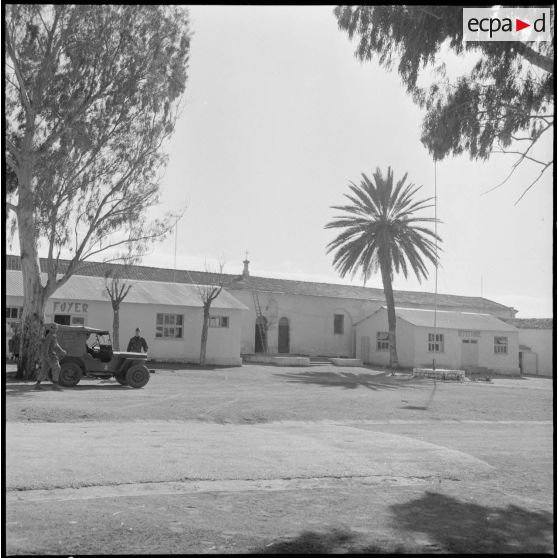 Bâtiments réquisitionnés à La Trappe. Le foyer et le réfectoire.