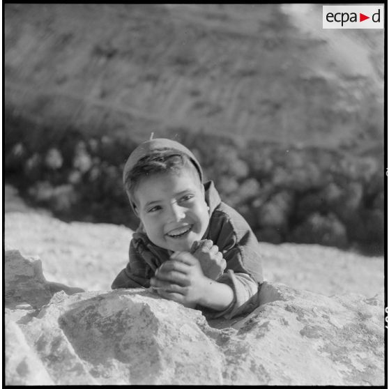 Rhoufi. Portrait d'un enfant.