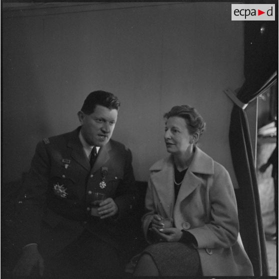 Bou-Hammama. Tournée d'adieu du général Crépin. Le couple Crépin pendant la réception.