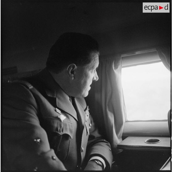 Région de Constantine. Tournée d'adieu du général Crépin. Portrait du général.