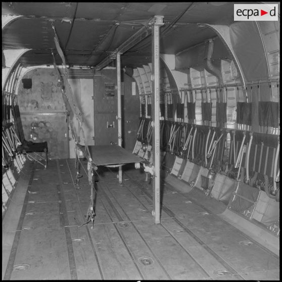 Service de santé de l'armée de l'Air. Matériel médical.