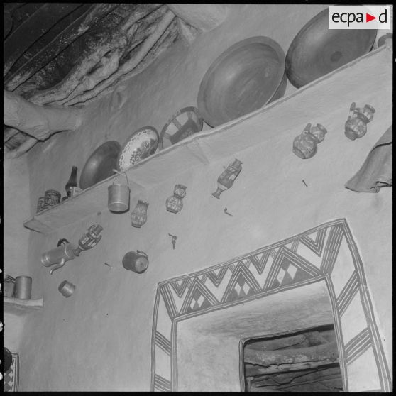 Intérieur d'une maison kabyle à Agouni Gueghrane.