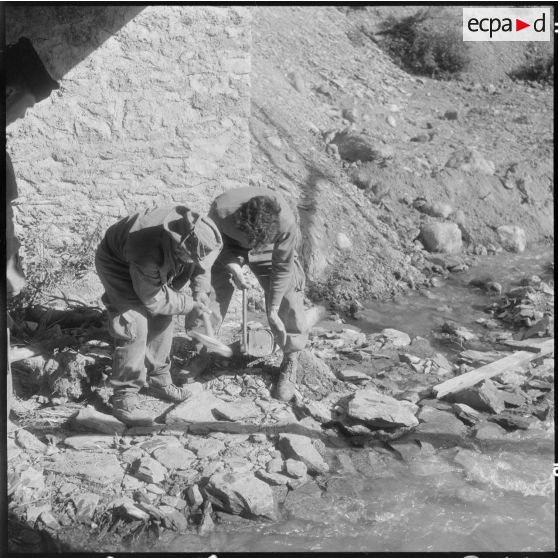 Chaîne des Babors. 69e bataillon du génie (BG). L'Etayage du pont.