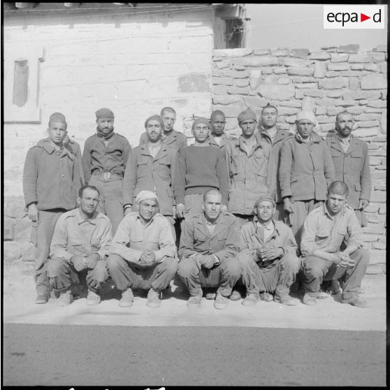 Aïn Sefra. Prisonniers rebelles.