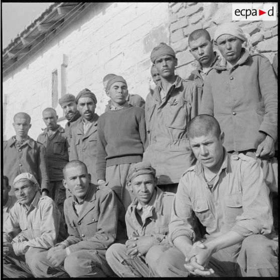 Aïn Sefra. Prisonniers rebelles.