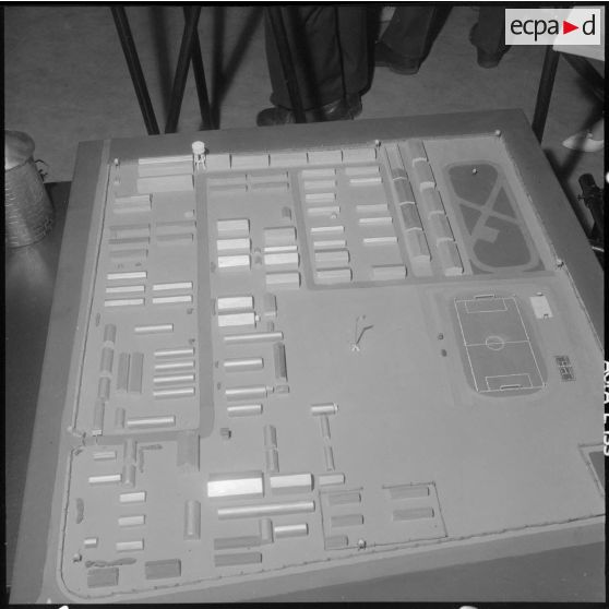 Alger. Hall du journal Le Bled. Exposition "Activités et loisirs". Maquette.
