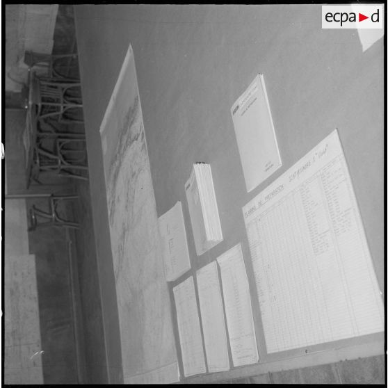 Alger. Préparation de l'opération aéroportée Ichtyosaure 1er Violet. Documents et cartes.