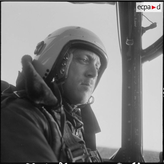 Région d'Alger. Groupe Guyenne. Capitaine Beglia aux commandes d'un Douglas B 26 Invader.
