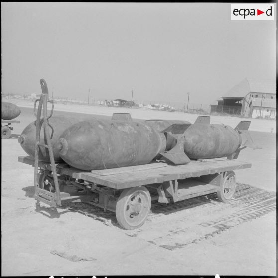 Maison Blanche. Groupe Guyenne. Préparation des bombes.