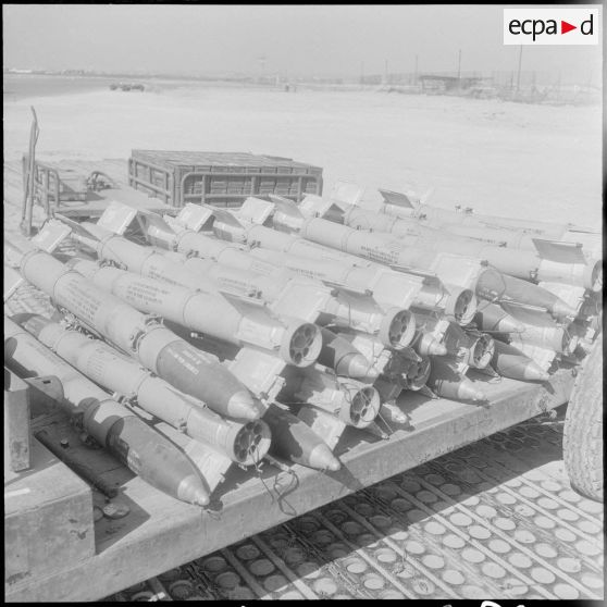 Maison Blanche. Groupe Guyenne. Préparation des bombes.