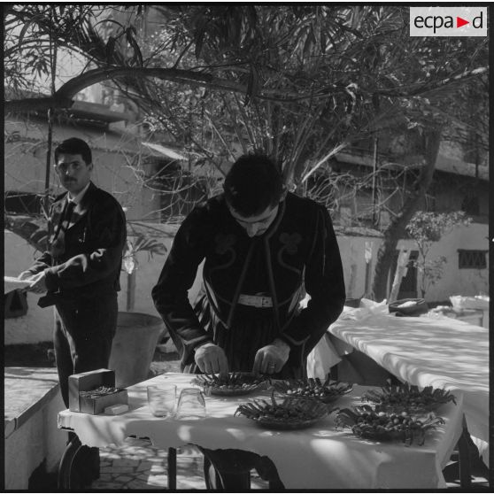 Alger. Fin du ramadan. Préparation d'un repas.