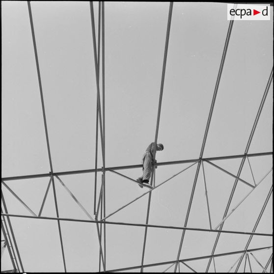 Maison Carrée. Etablissement régional du matériel (ERM). Ouvrier.