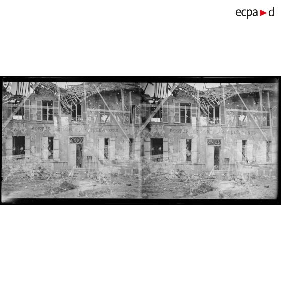 Montigny-sur-Vesle. Marne. Un coin du village. [légende d'origine]