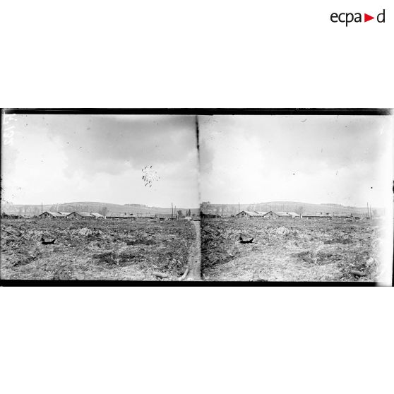 Les ruines de l'ancien hôpital d'évacuation de Bouleuse. [légende d'origine]