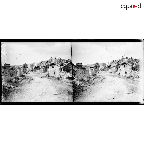 Les ruines du village de Saint-Euphraise. [légende d'origine]