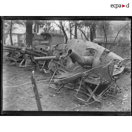 Marcelcave, canons allemands. [légende d'origine]